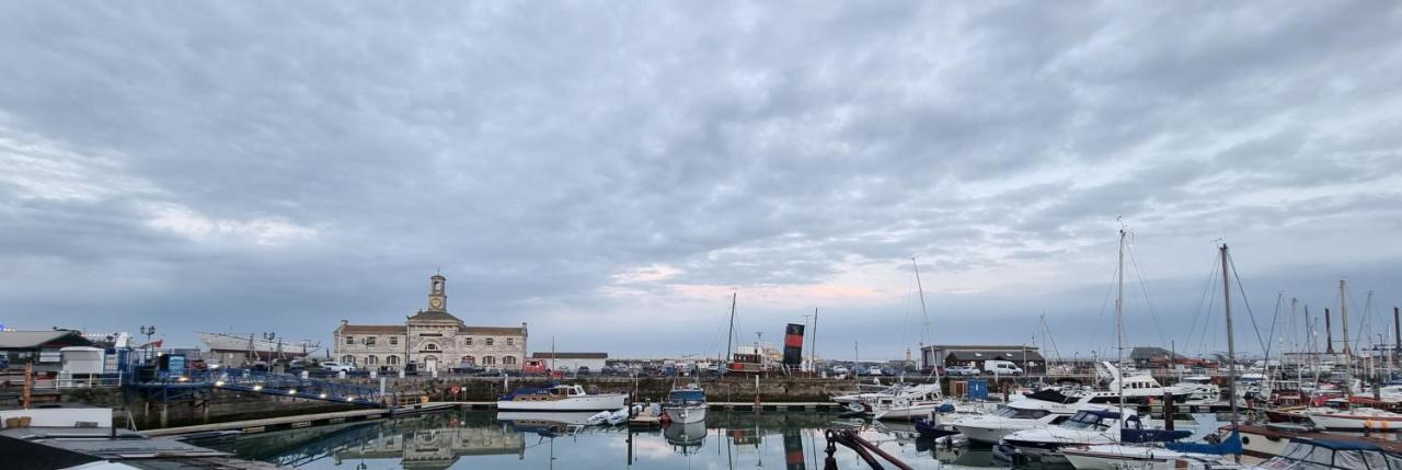 Diamond Harbour - Whole Huge Apartment - Wifi - Beach - Ramsgate Town エクステリア 写真