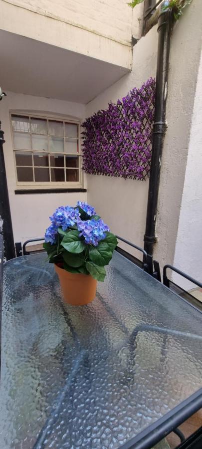 Diamond Harbour - Whole Huge Apartment - Wifi - Beach - Ramsgate Town エクステリア 写真